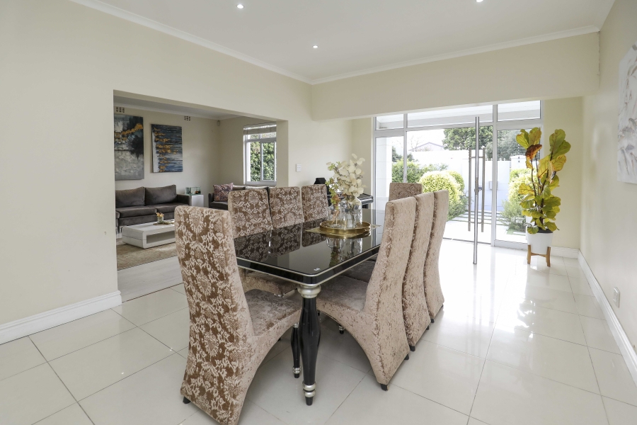 3 Bedroom Property for Sale in Claremont Western Cape